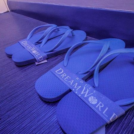 Hotel Dream World Araneta Cubao Quezon City Ngoại thất bức ảnh